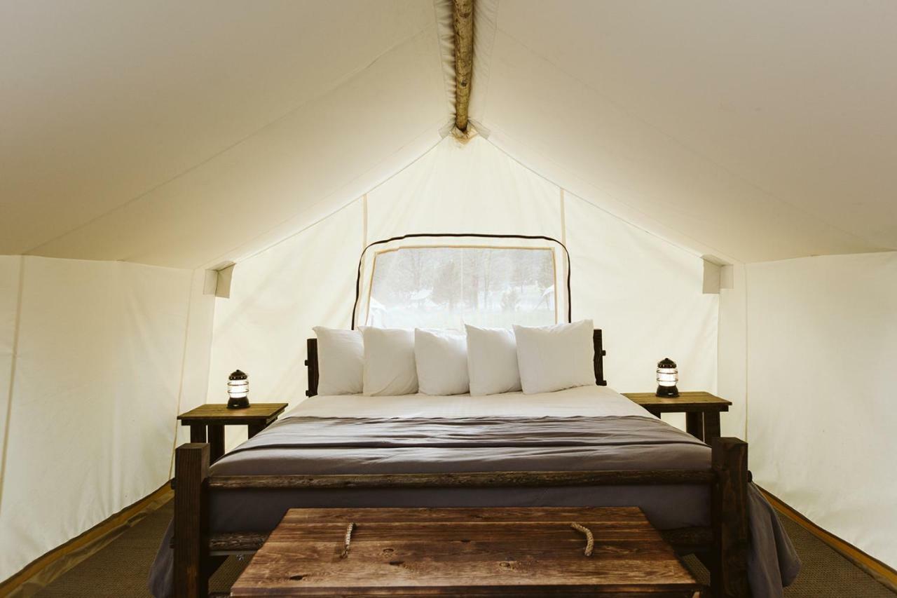 Under Canvas Glacier Coram Dış mekan fotoğraf